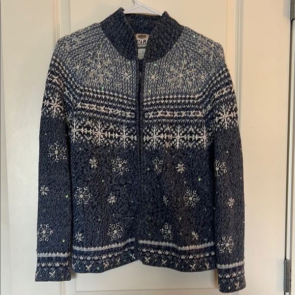 Vintage Blue White Beaded Snowflake Christmas Sweater Small - Picture 1 of 9